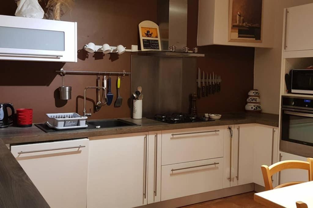 Un Charmant Logement Apartment เอก-มอร์ต ภายนอก รูปภาพ