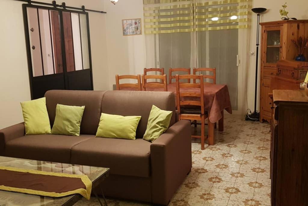 Un Charmant Logement Apartment เอก-มอร์ต ภายนอก รูปภาพ
